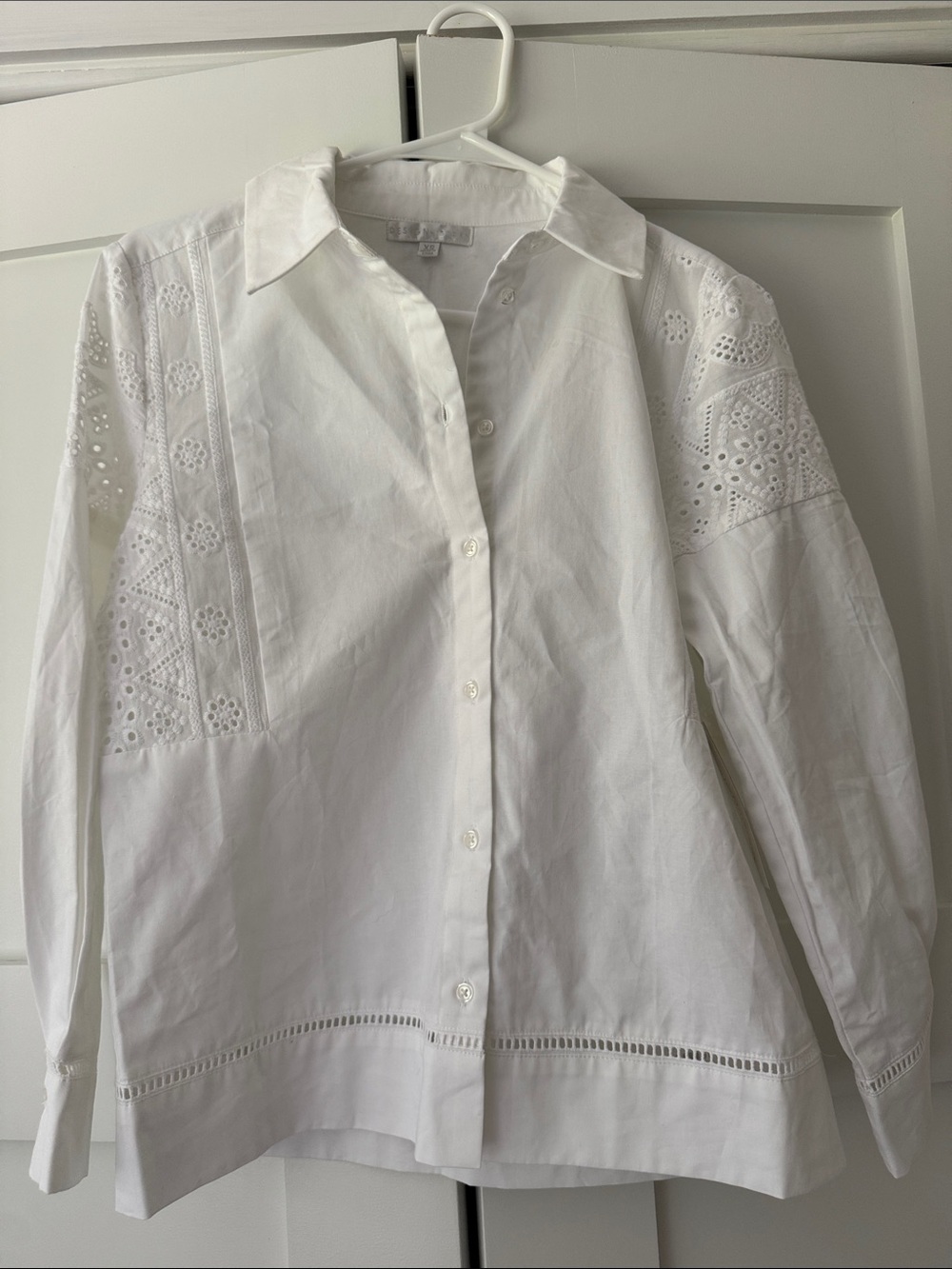Design History White Eyelet Cotton Button-Down Blouse